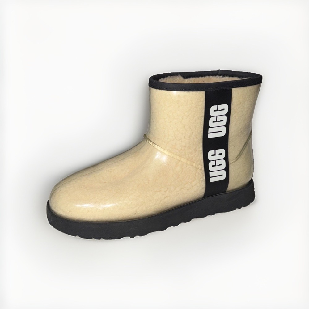 UGG Women's Classic Clear Mini Boot US Size 8 Natural Cream S/N 1113190